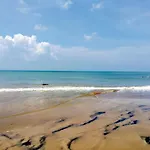 Phoenix Beach Resort