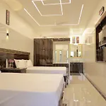 Hotel Cyril