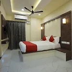 Jeyam Holiday Home