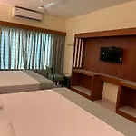 Hotel Harshanaa Elite