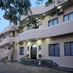 Sauhrudam Resort And Restaurant-Kanyakumari