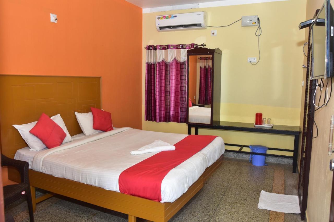 Vishnu Ram Grand Hotel