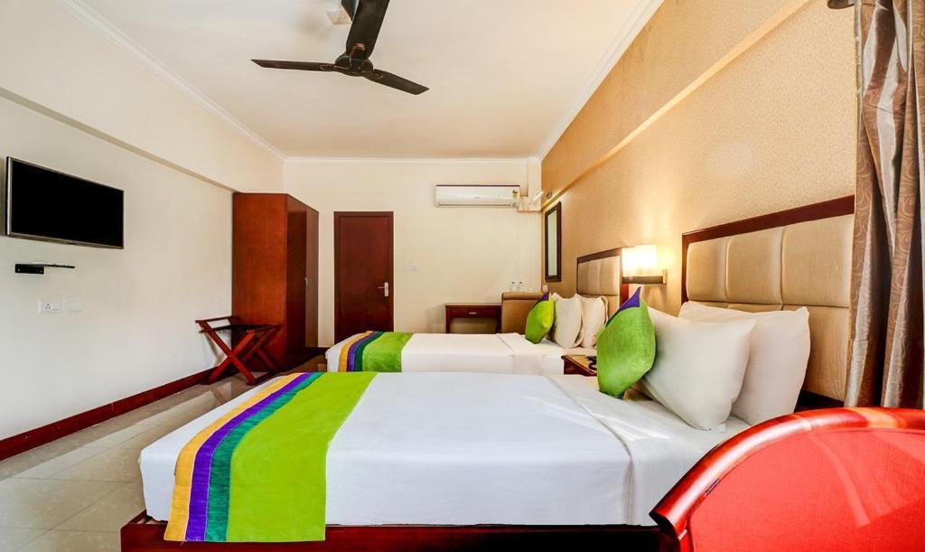Hotel Rr Group Of 3*