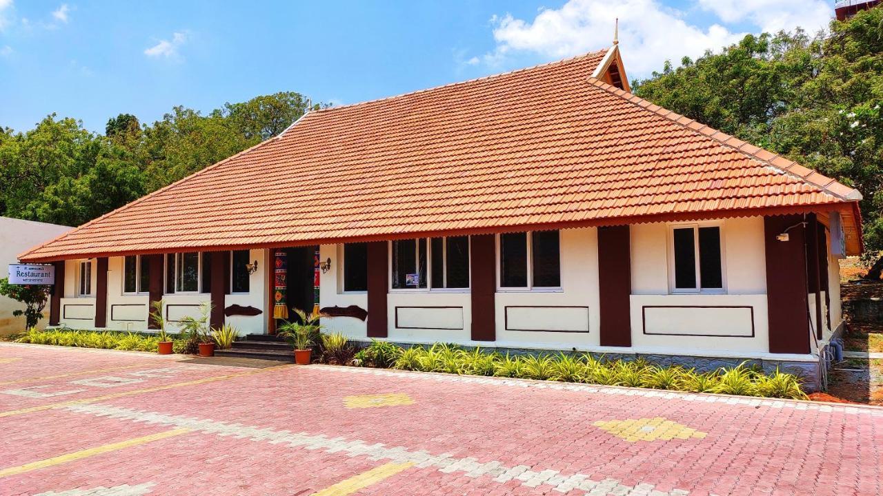Tamilnadu, Kanniyakumari 2* Kanyakumari