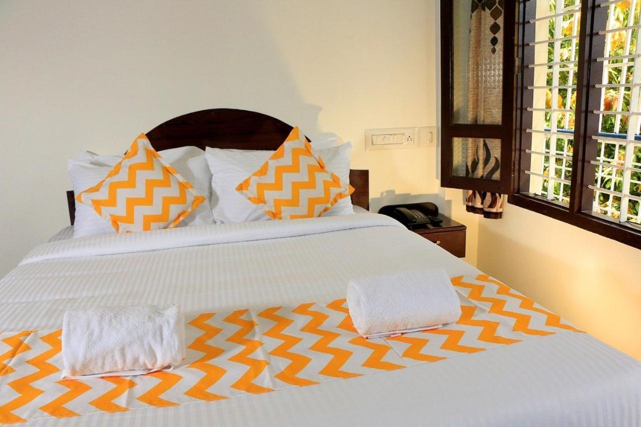 Jaisas Paradise Hotel 3*