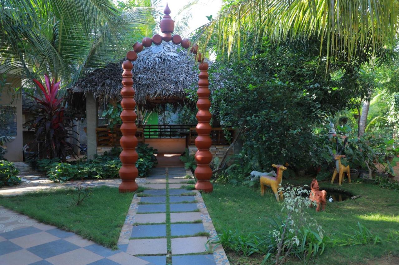 Farmdean Resort *