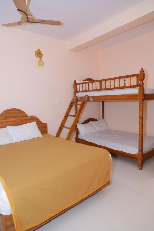 Farmdean Resort *