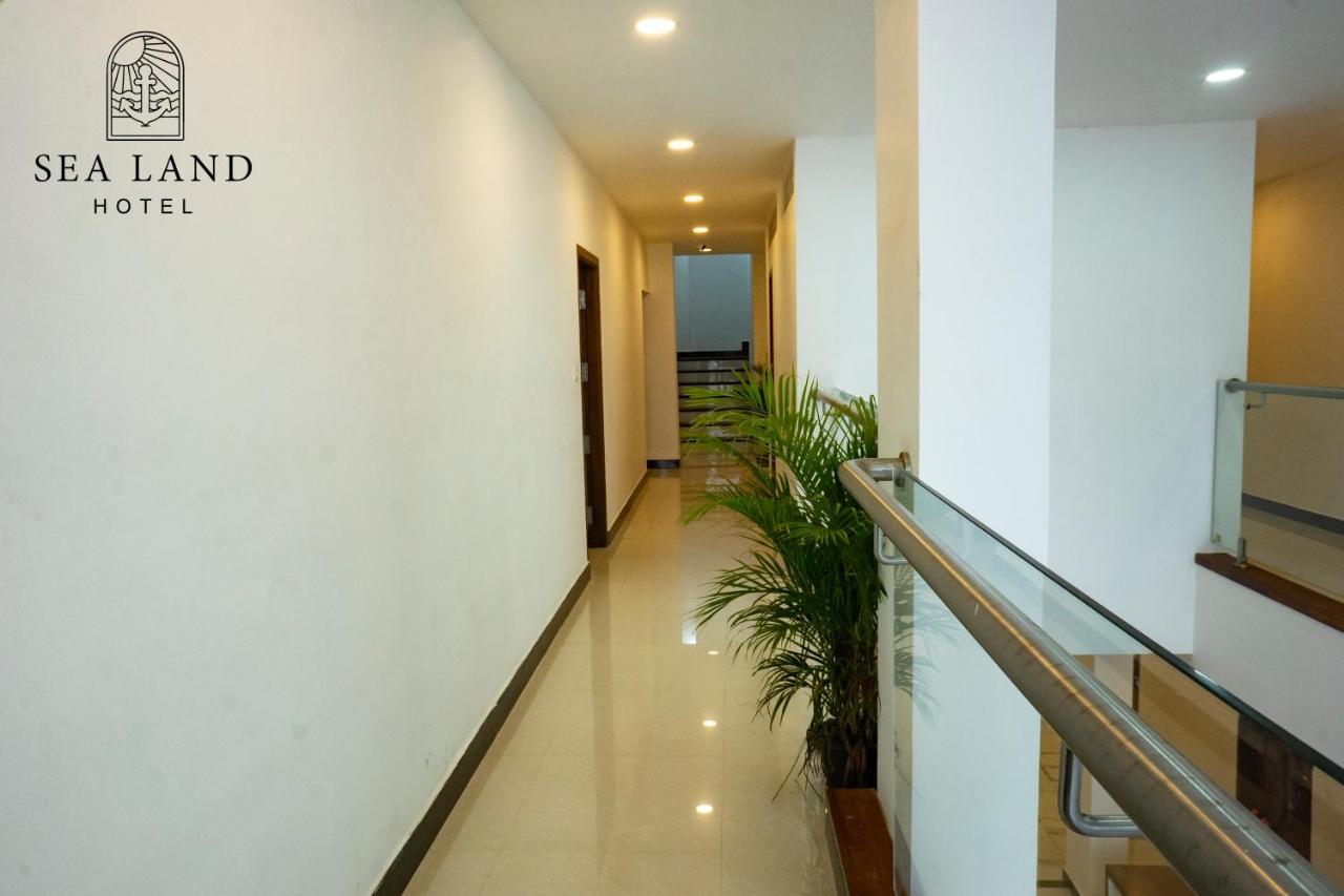 Sea Land Hotel