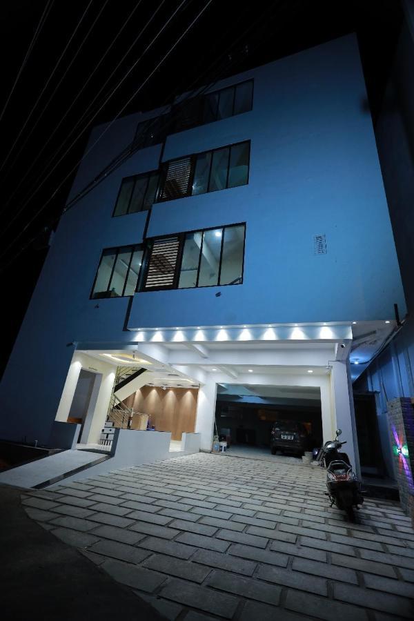 Jeyam Hotel 3*