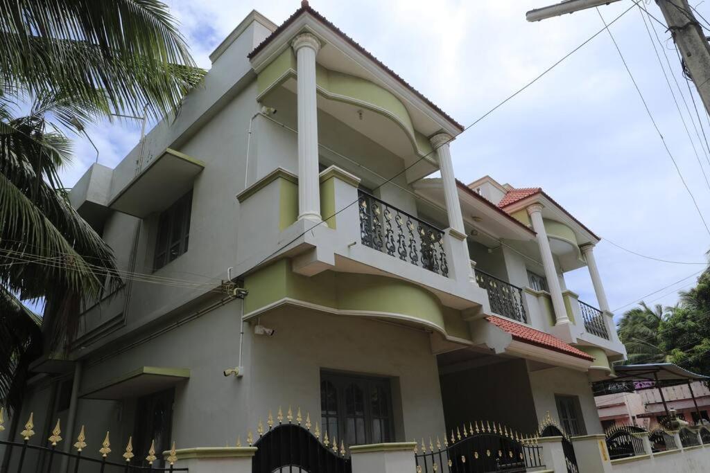 Holiday home Family Friendly In Town *