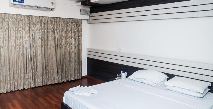 Singaar International Hotel