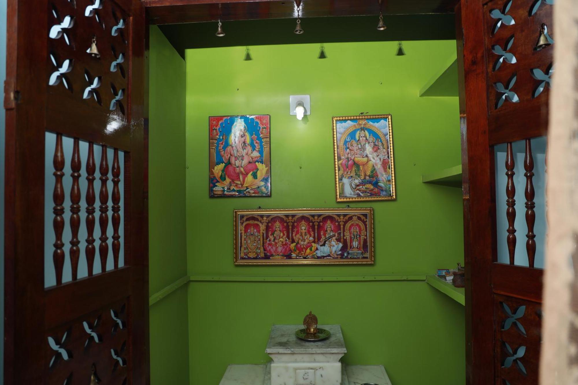 Villa Shri Gowshiga Bhavan *