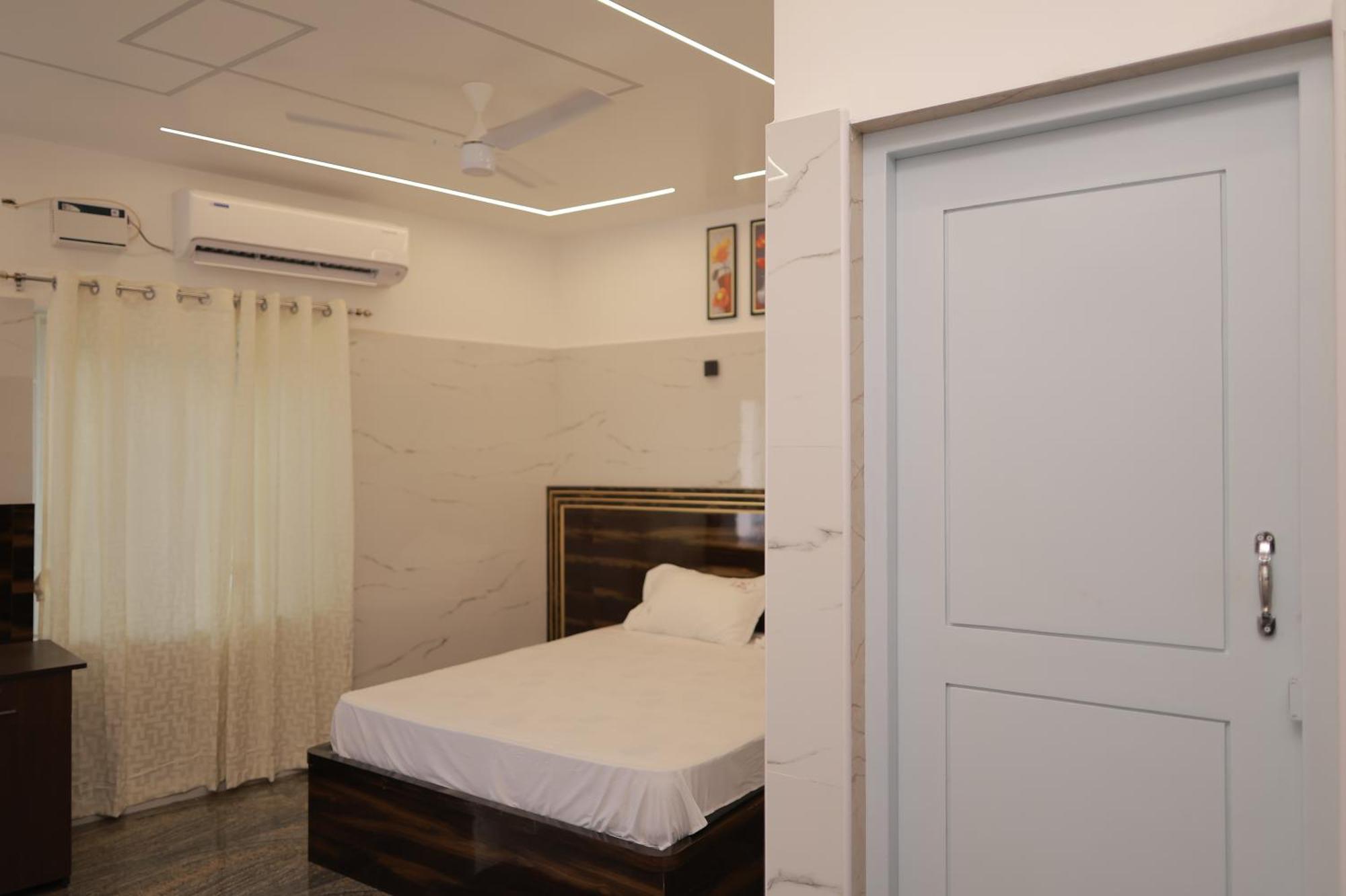 Cyril 3* Kanyakumari