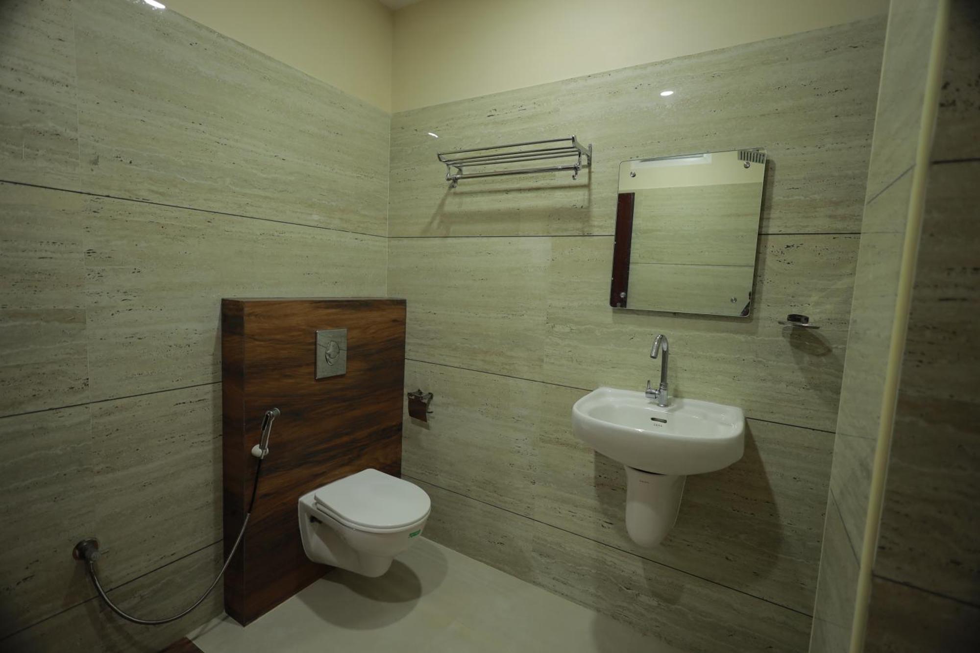 Jeyam Hotel