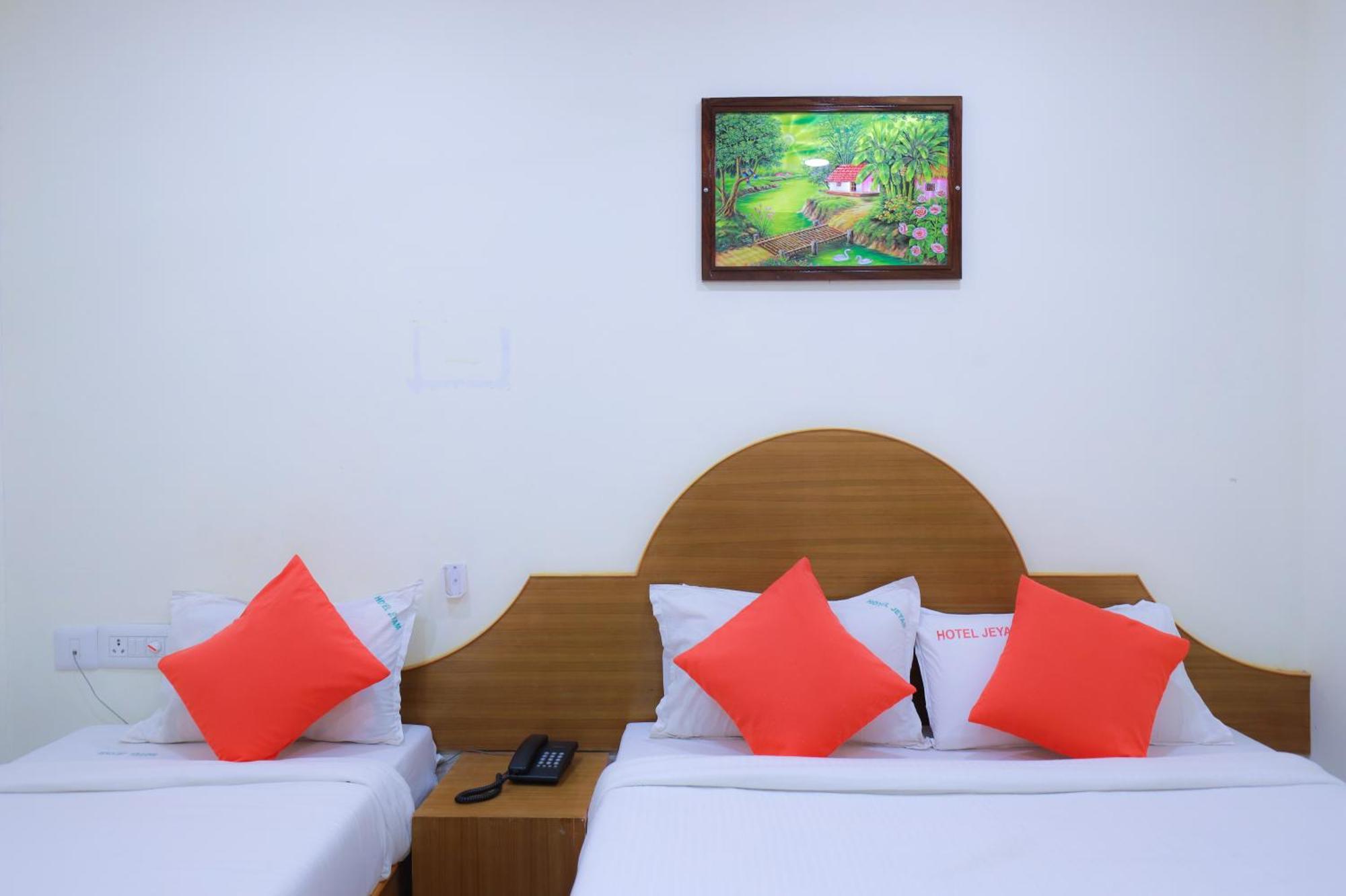 Jeyam Hotel