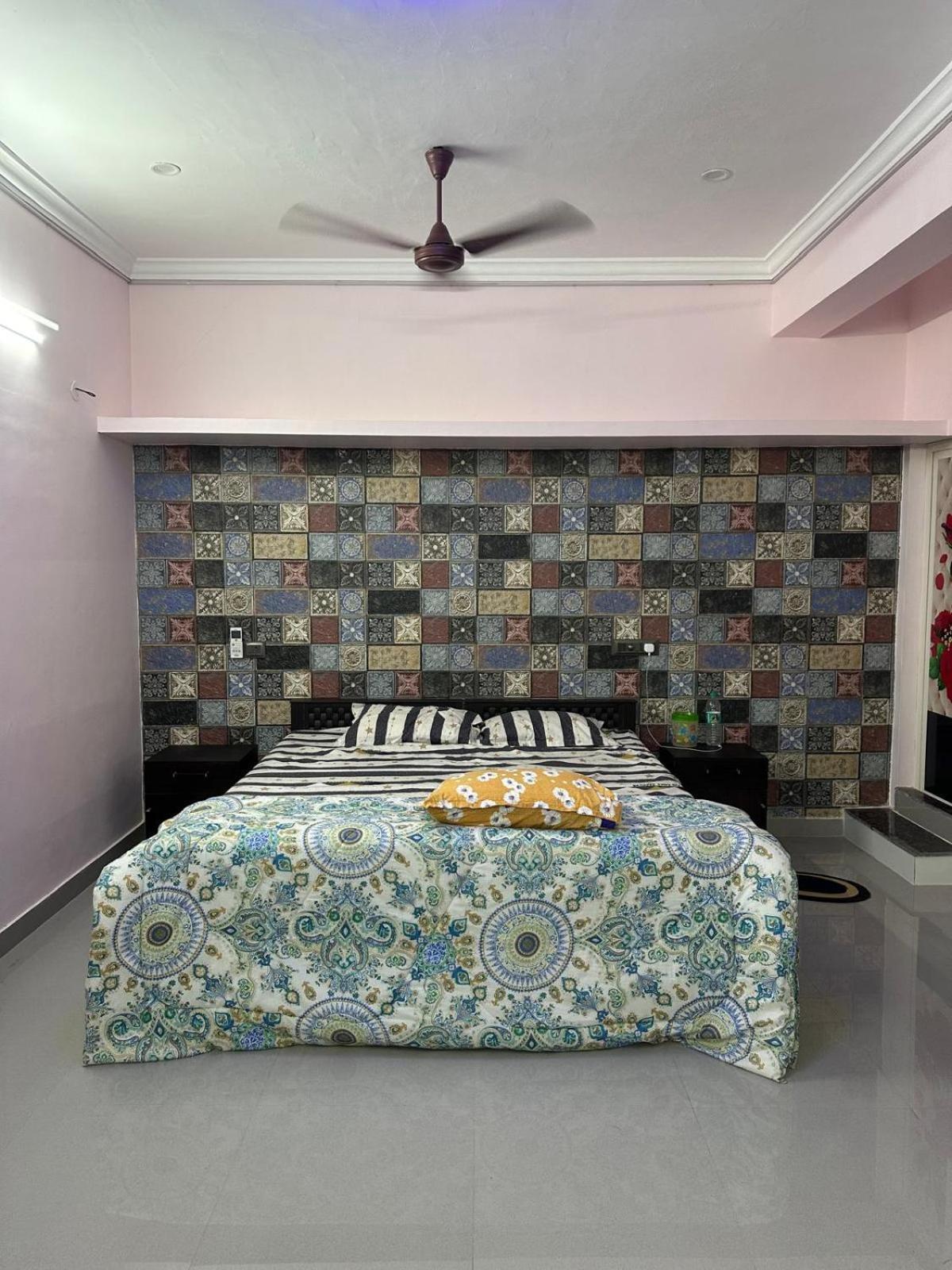 Parvathy Murugan Cottage-2nd Floor
