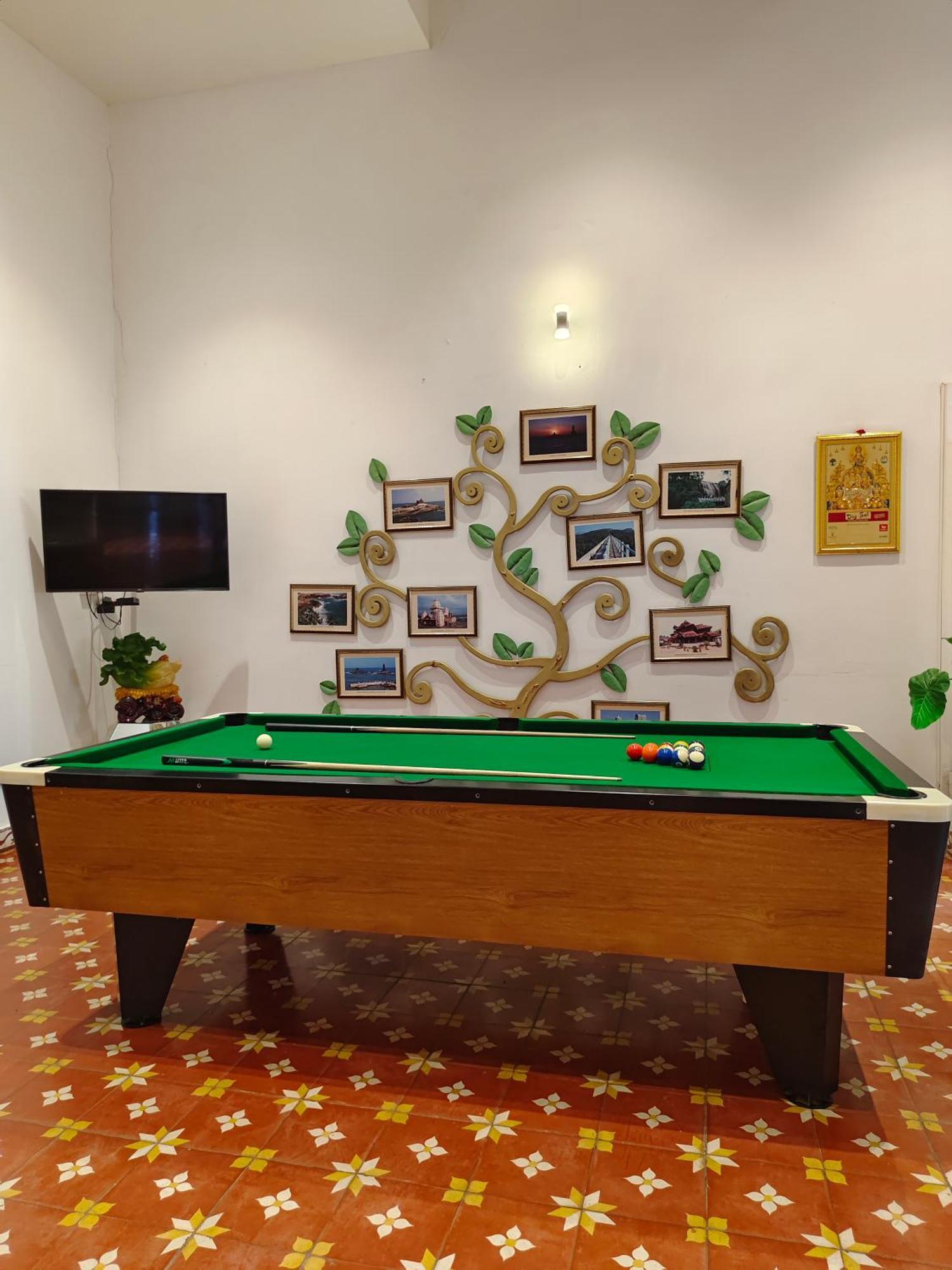 Rr Group Of Hotel