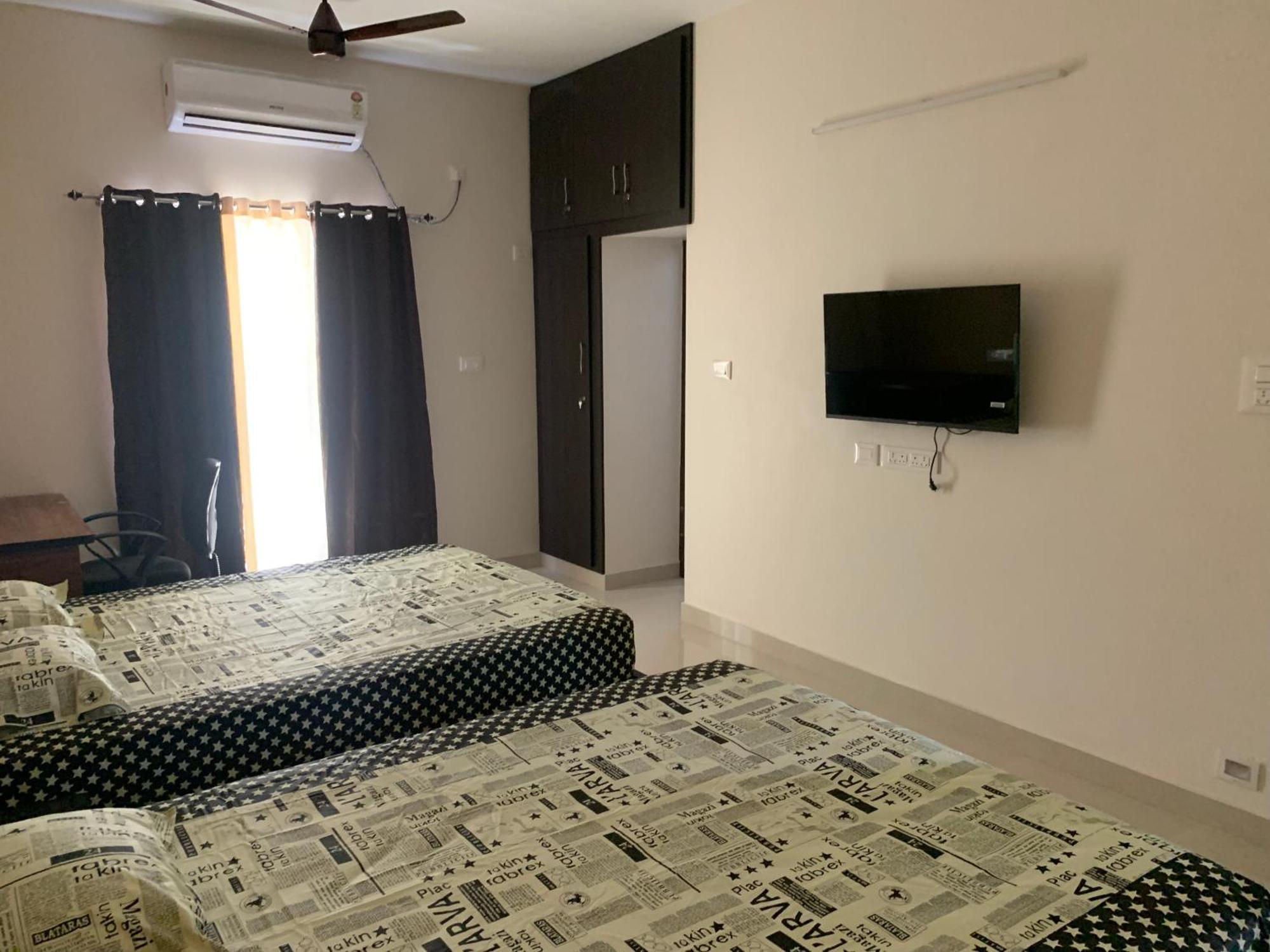 Riverfront Villa, - 1 Bh Villa *