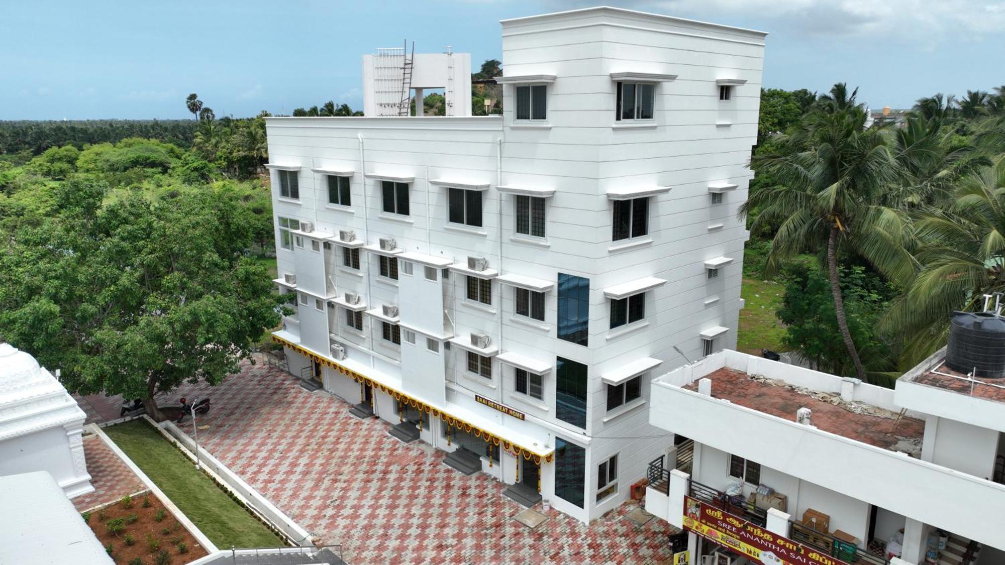 Hotel Saai Retreat