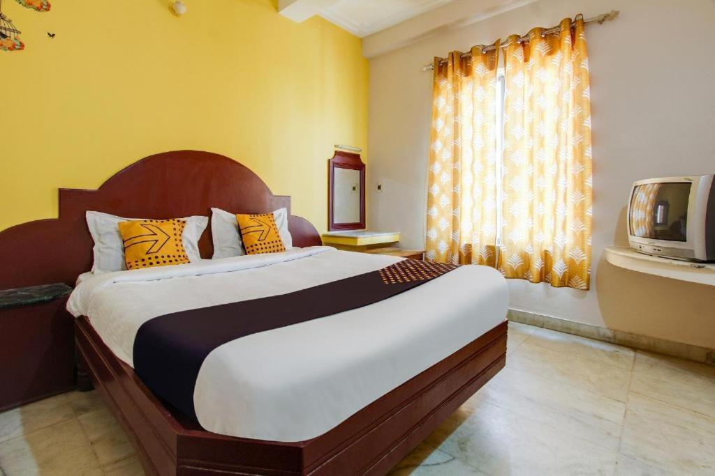 Bhagya-aala Hotel