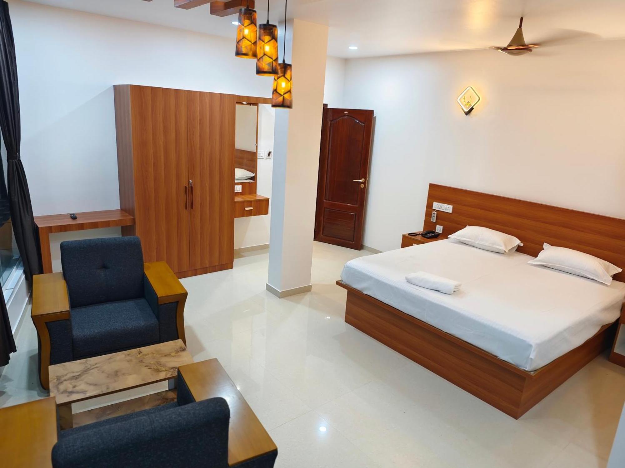 Hotel Sg Mahal &