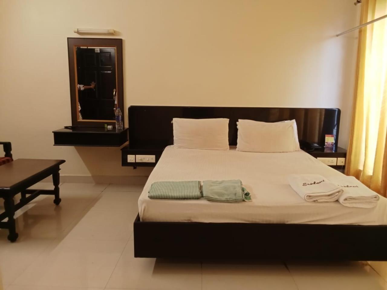 Sri Devi Hotel 3*