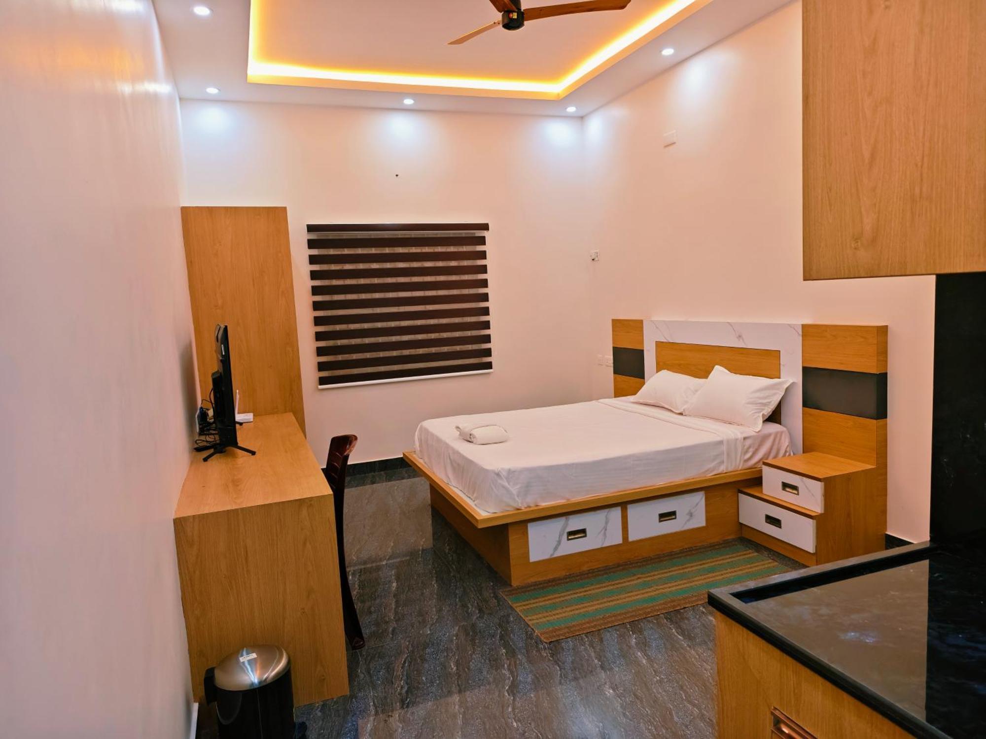 Sg Mahal & Hotel Kanyakumari