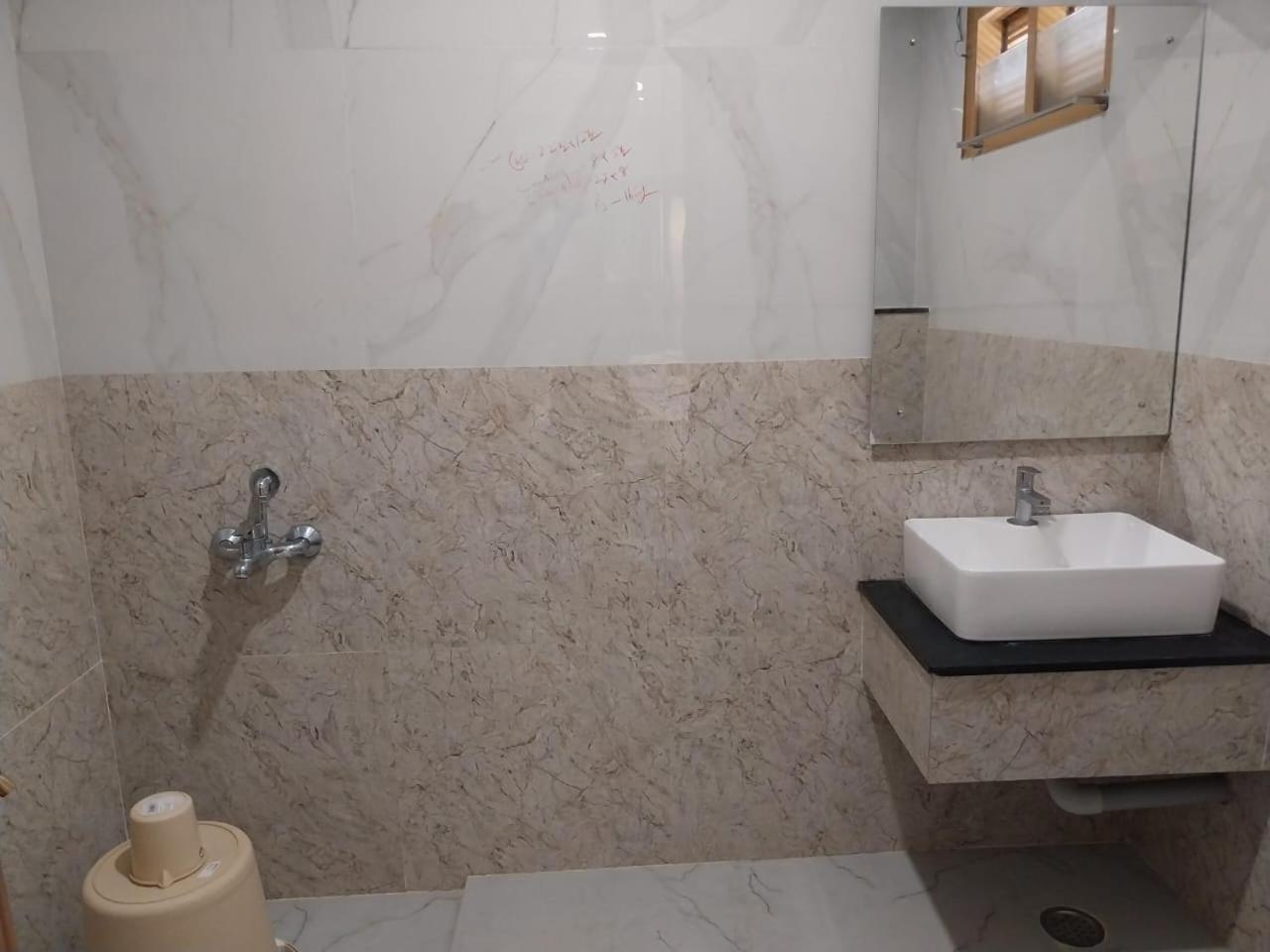 Harshanaa Elite Hotel 3*