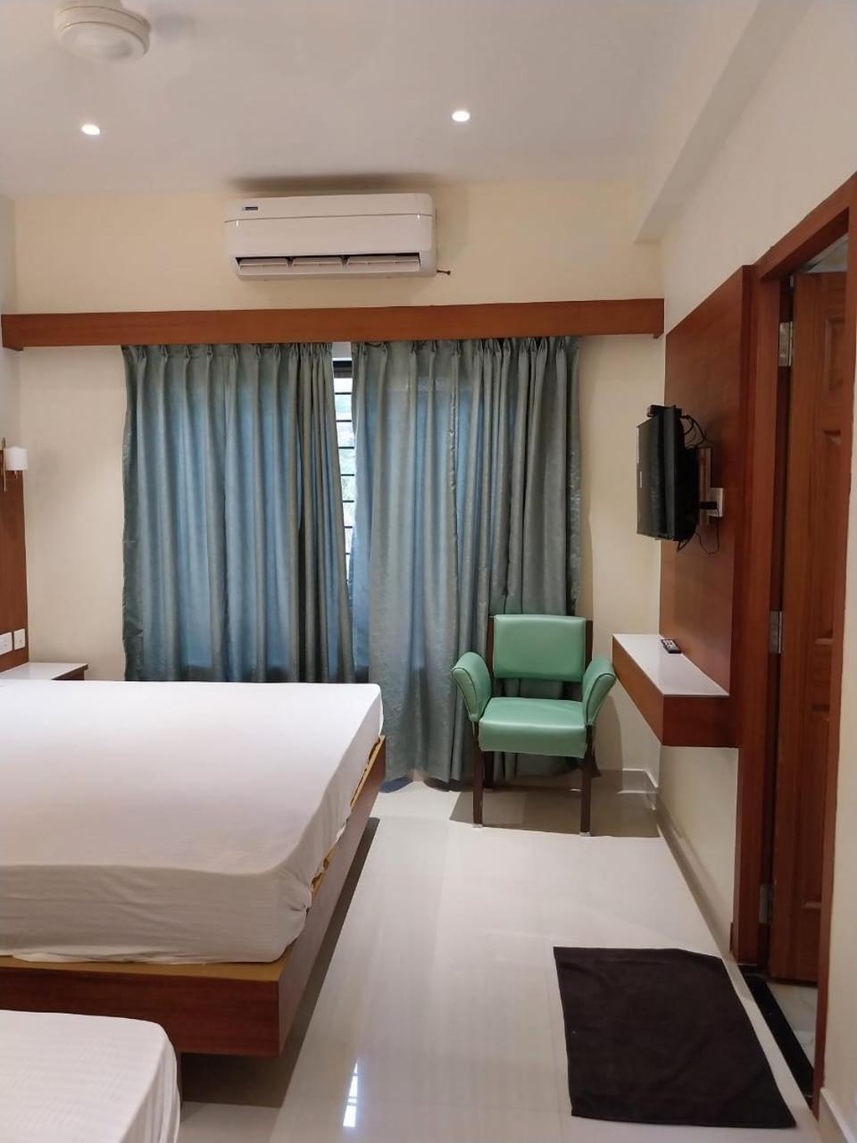 Harshanaa Elite Hotel Kanyakumari