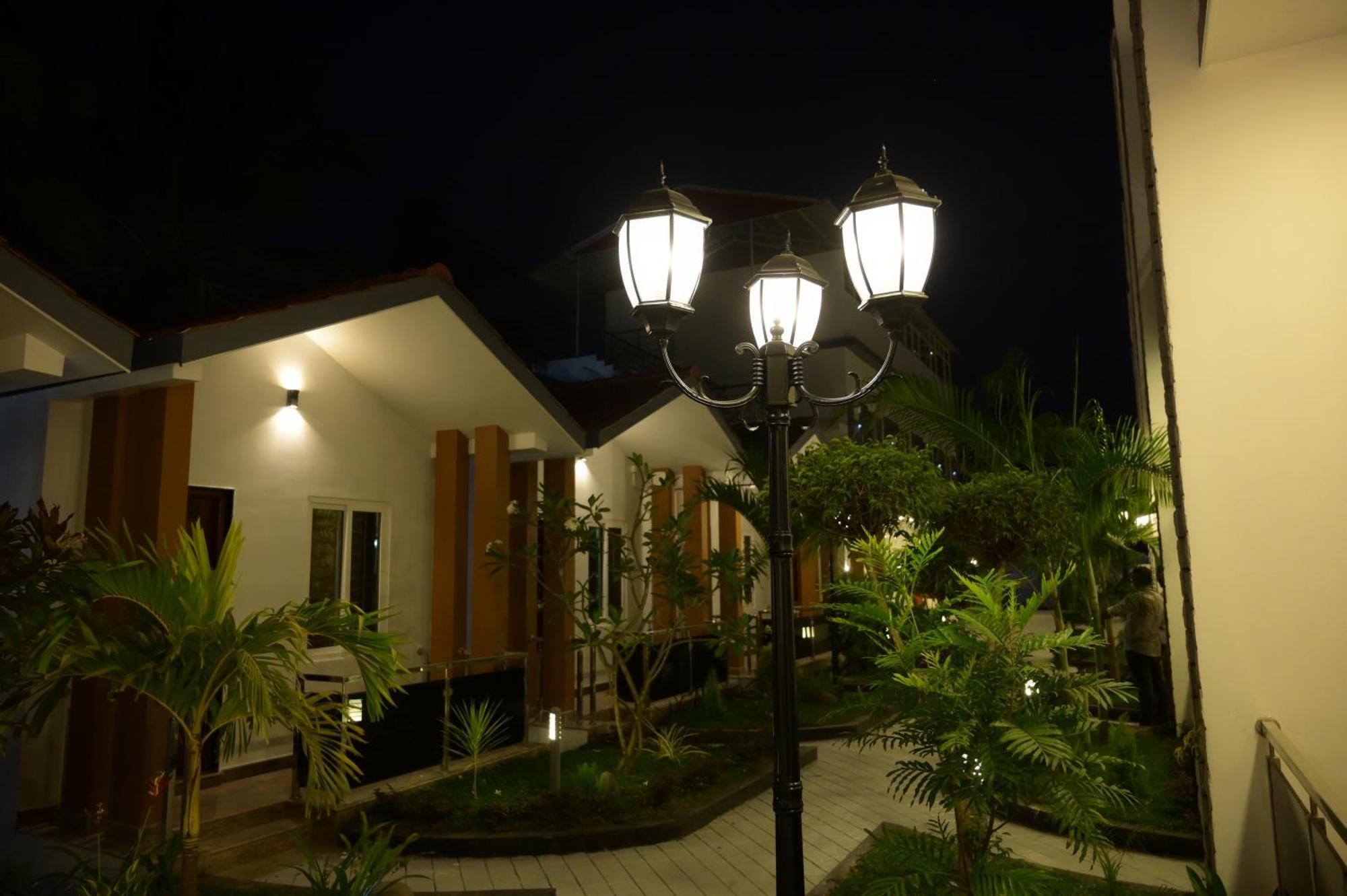 Ramraj Resort *