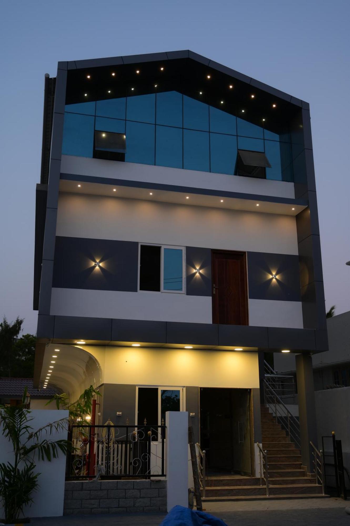 Ramraj Resort *