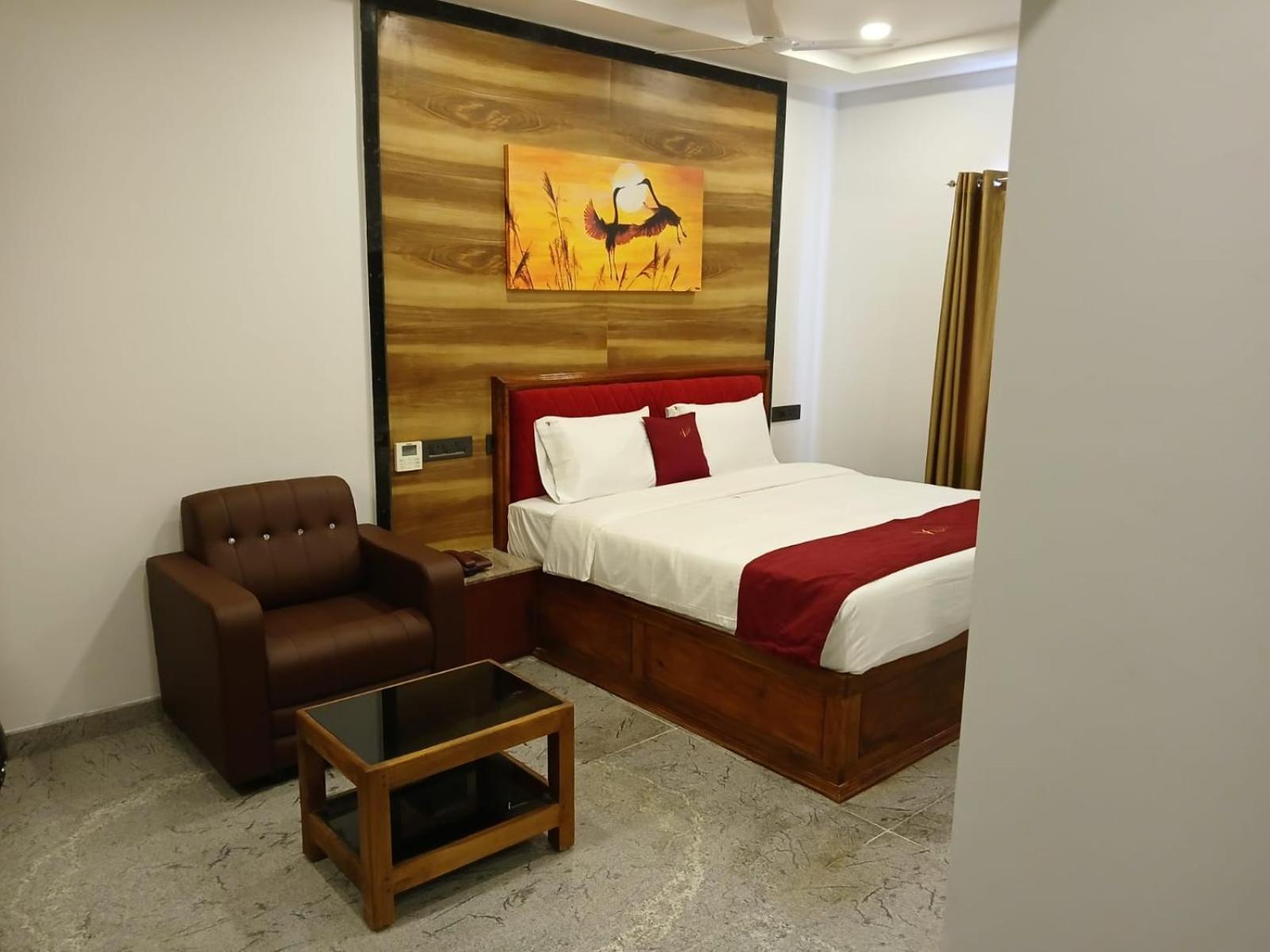 Ramraj Resort *