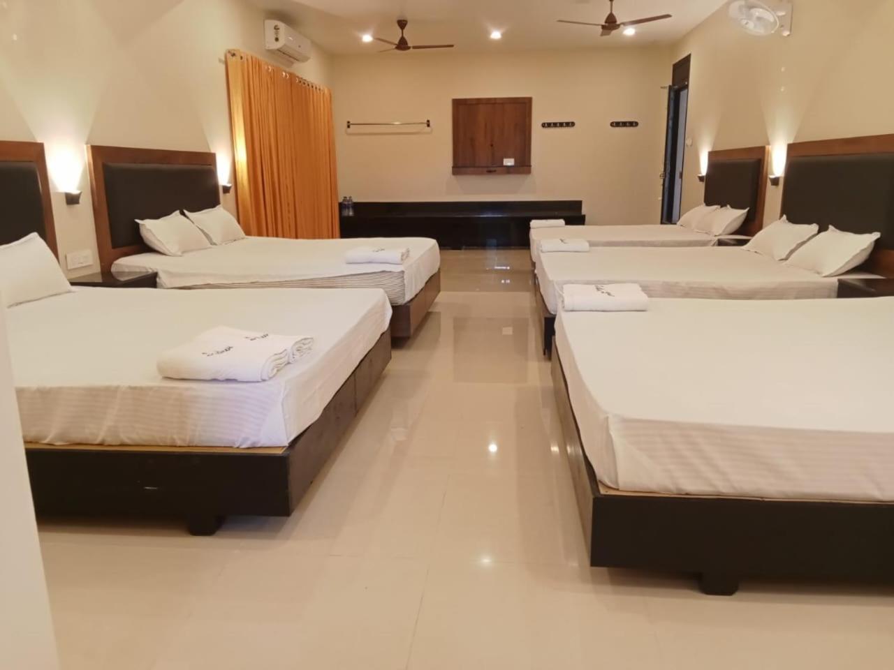 Sri Devi Hotel 3*