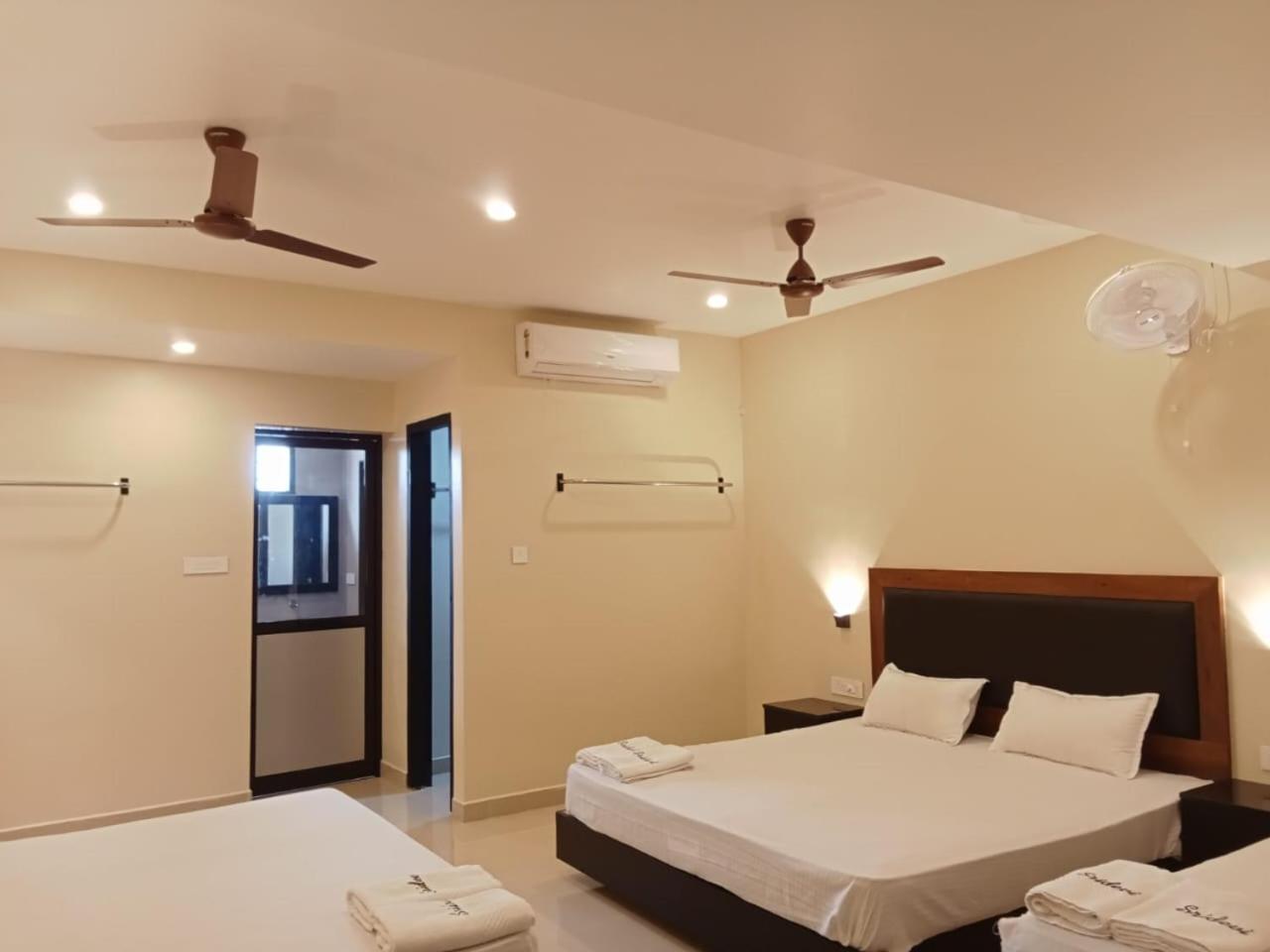Hotel Sri Devi