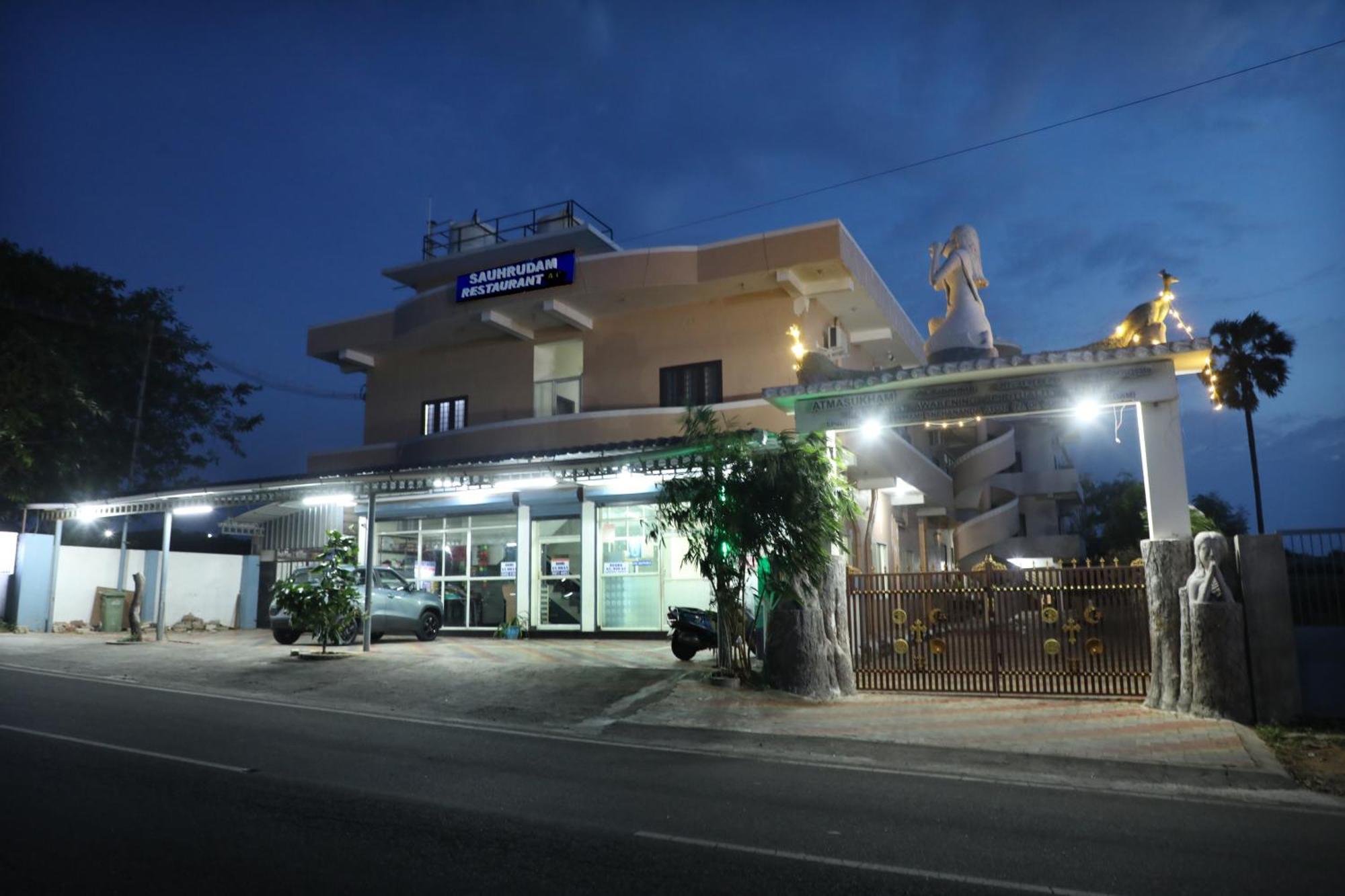 Sauhrudam And Restaurant-kanyakumari 3*