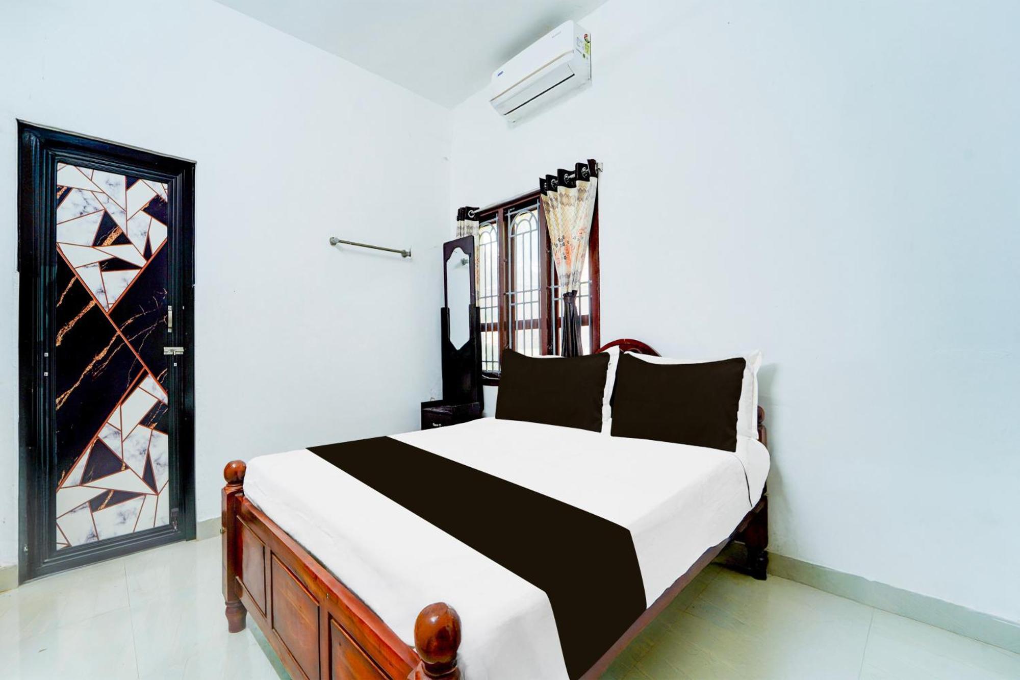 O Sri Srinivasa Residency Hotel 3*