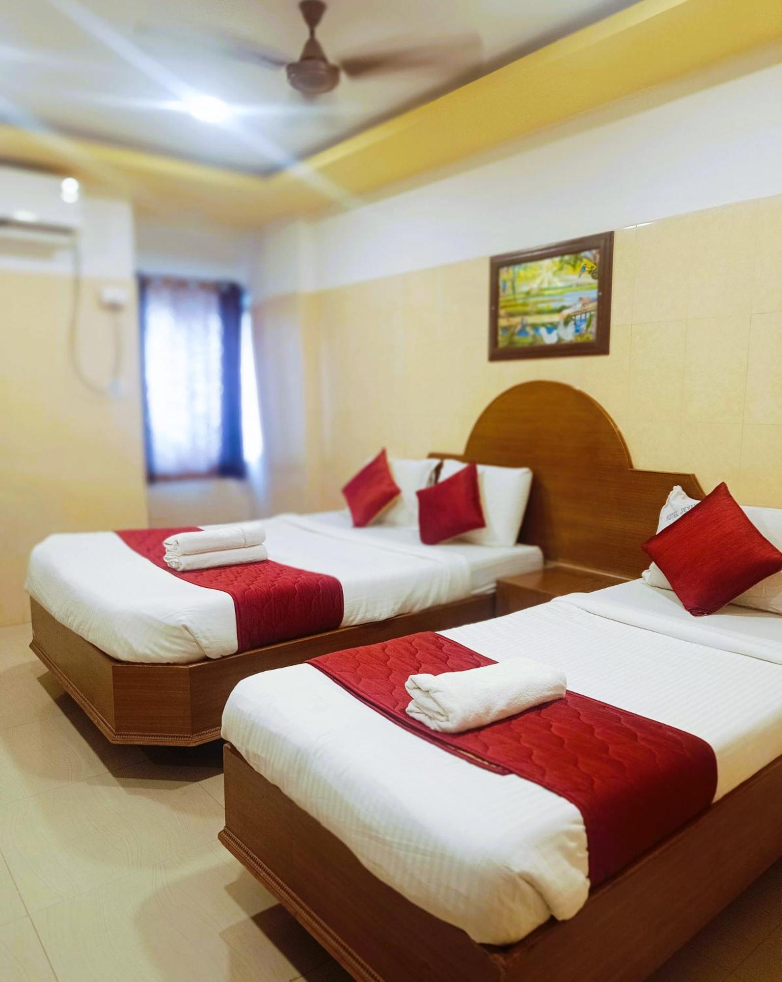 Jeyam Hotel Kanyakumari