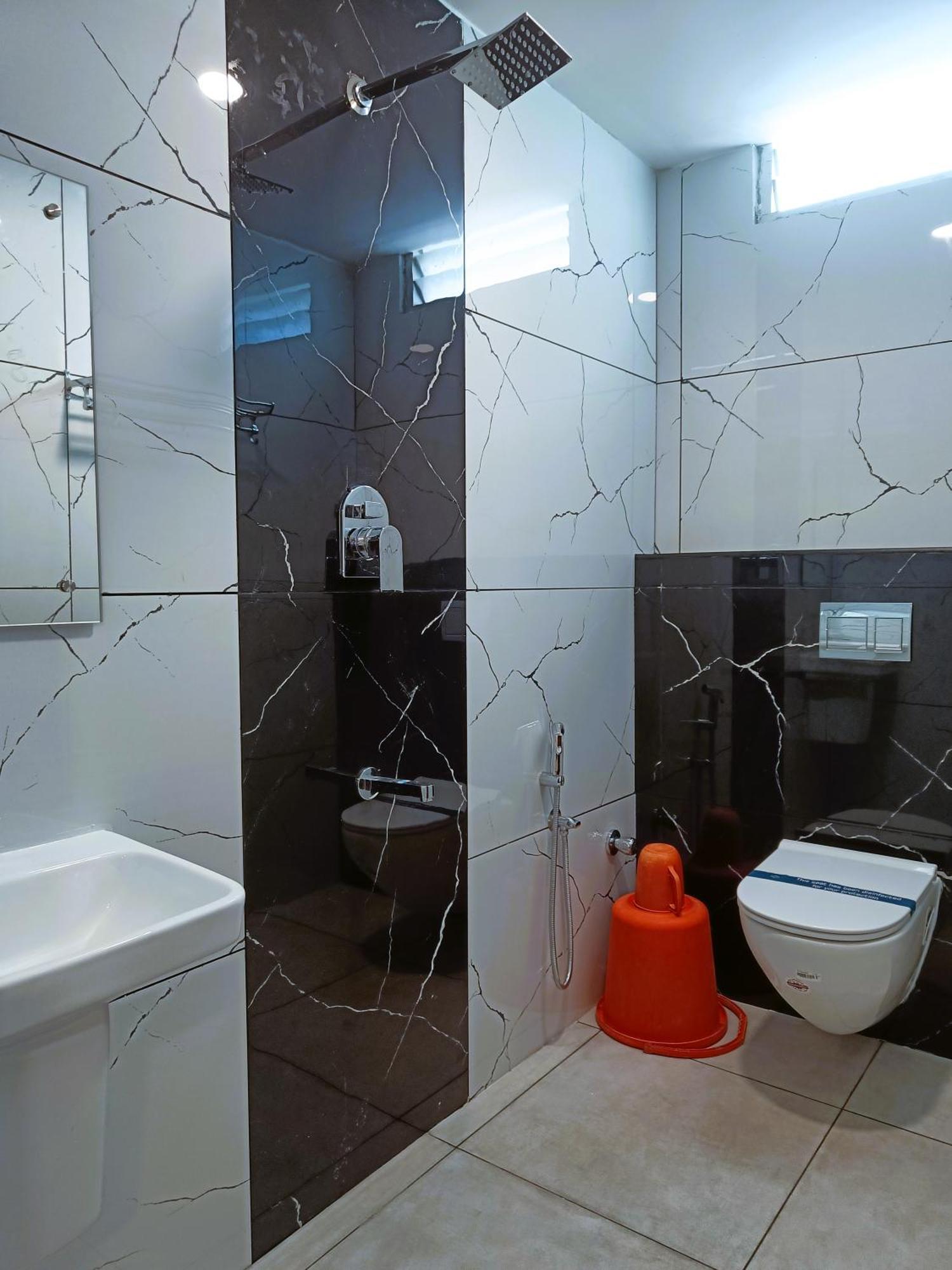 Jeyam Hotel