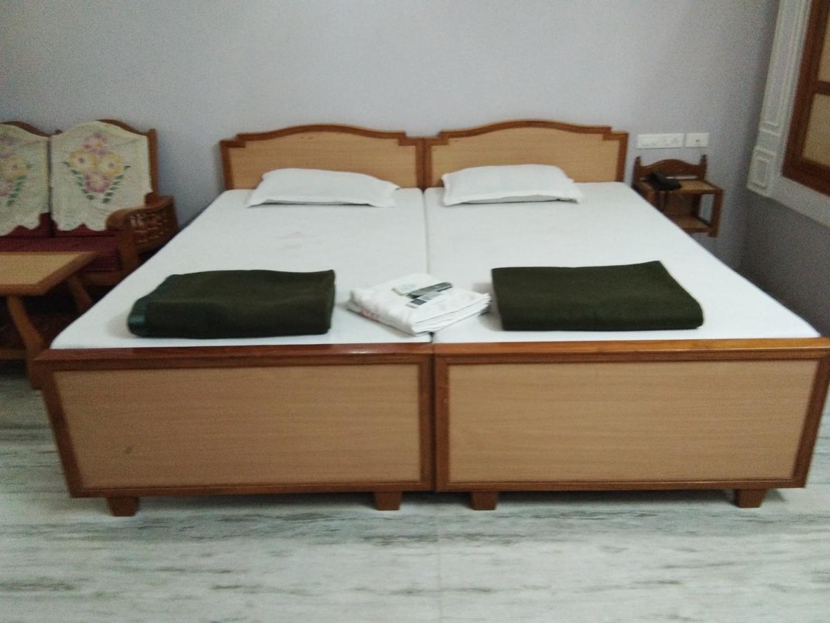 Sivamurugan Hotel Kanyakumari