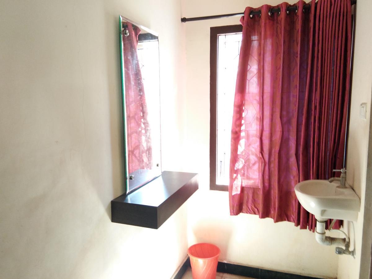 John Hotel Kanyakumari