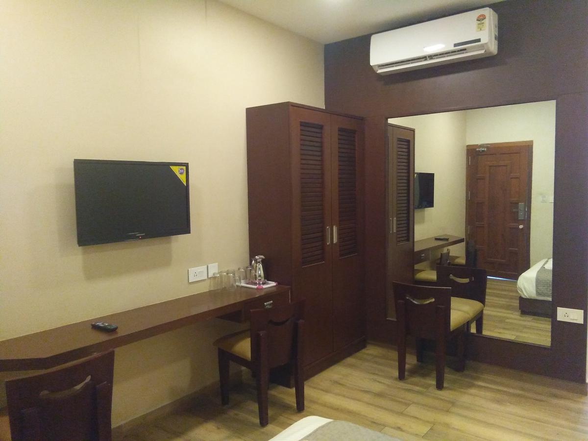 Shri Padham Heritage Hotel *