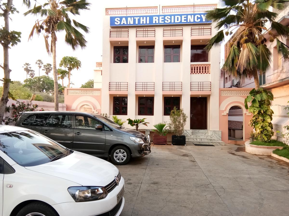 Lodge Santhi Residency *