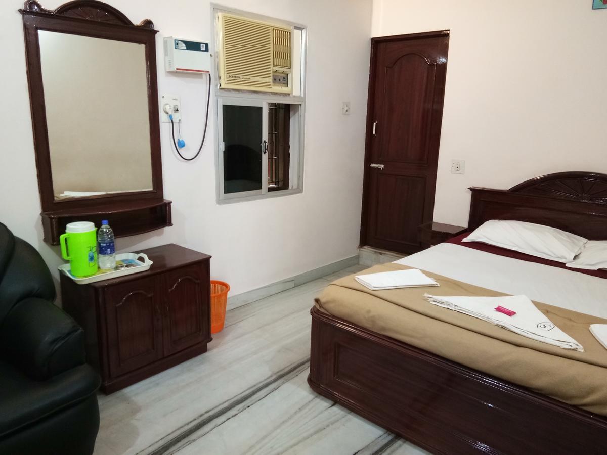 Santhi Residency Lodge