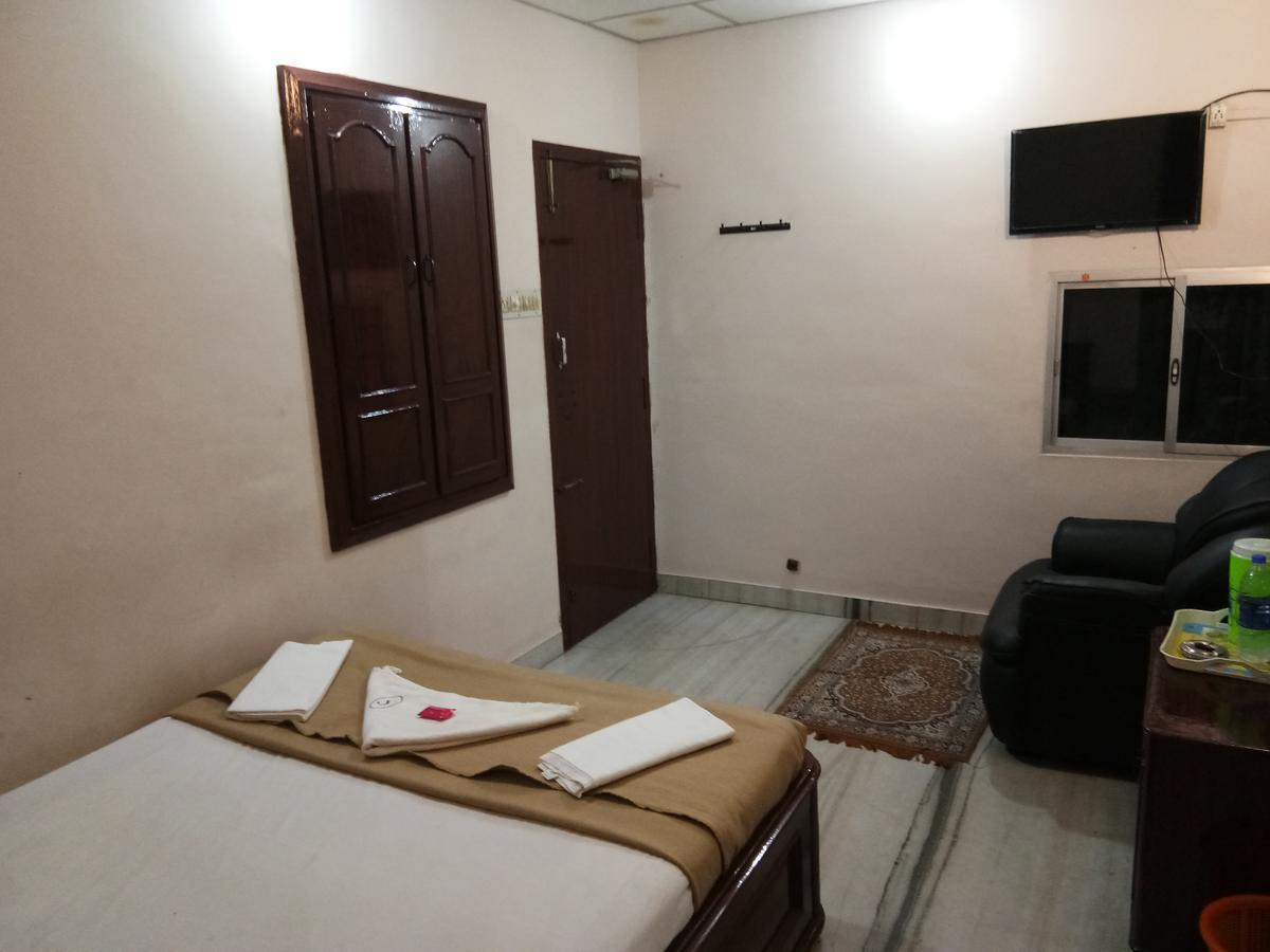 Santhi Residency Lodge