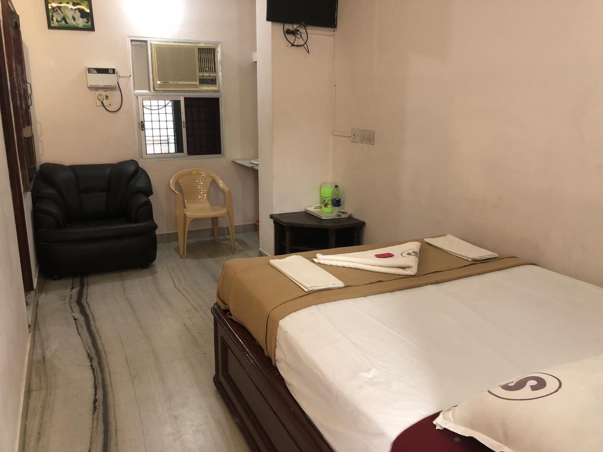 Santhi Residency Lodge