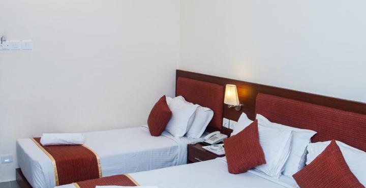 Hotel The Gopinivas Grand
