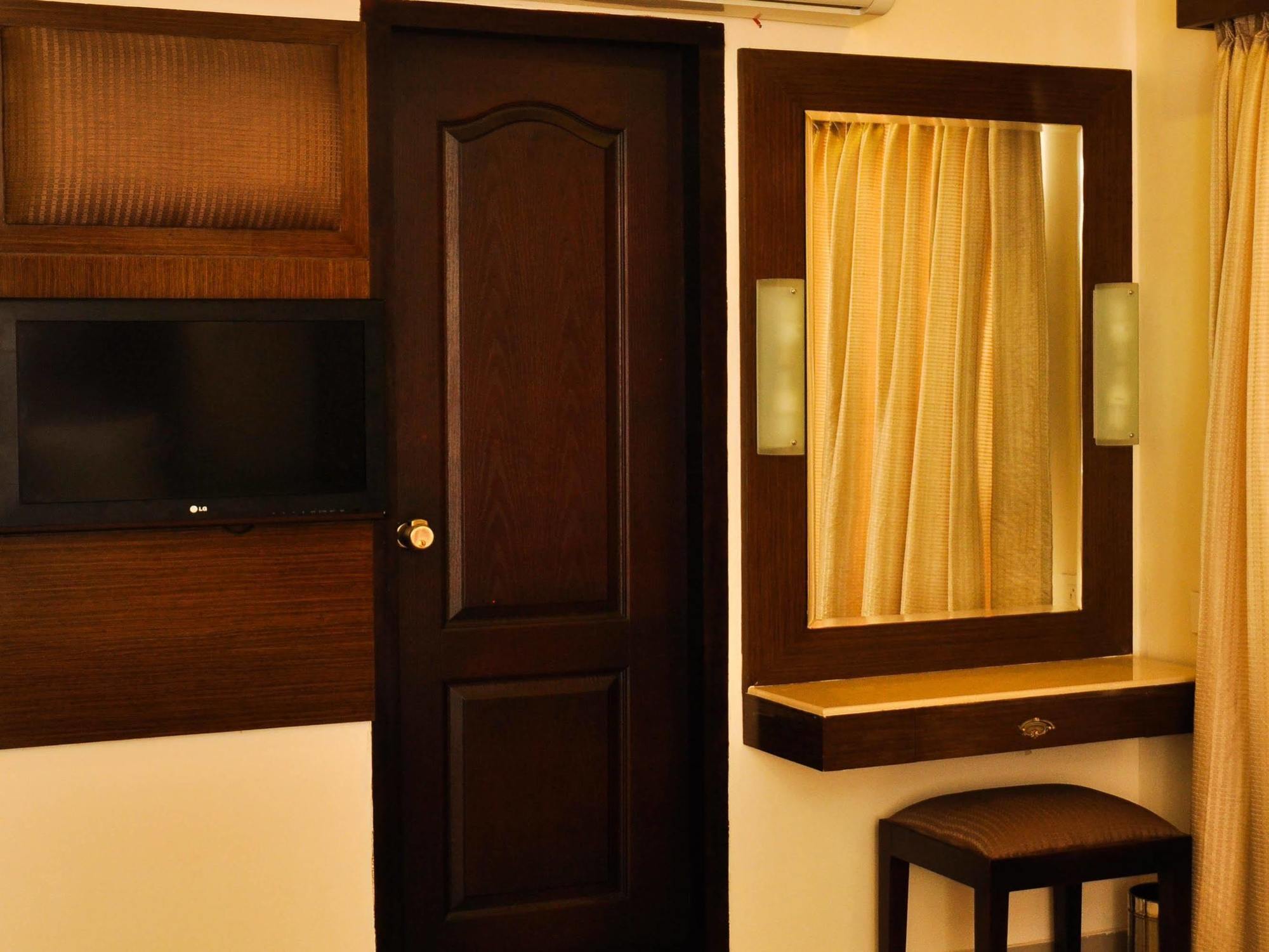 The Gopinivas Grand Kanyakumari