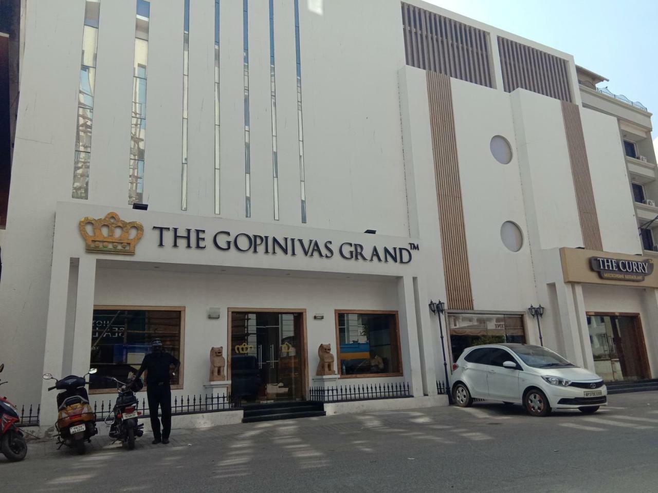 Hotel The Gopinivas Grand