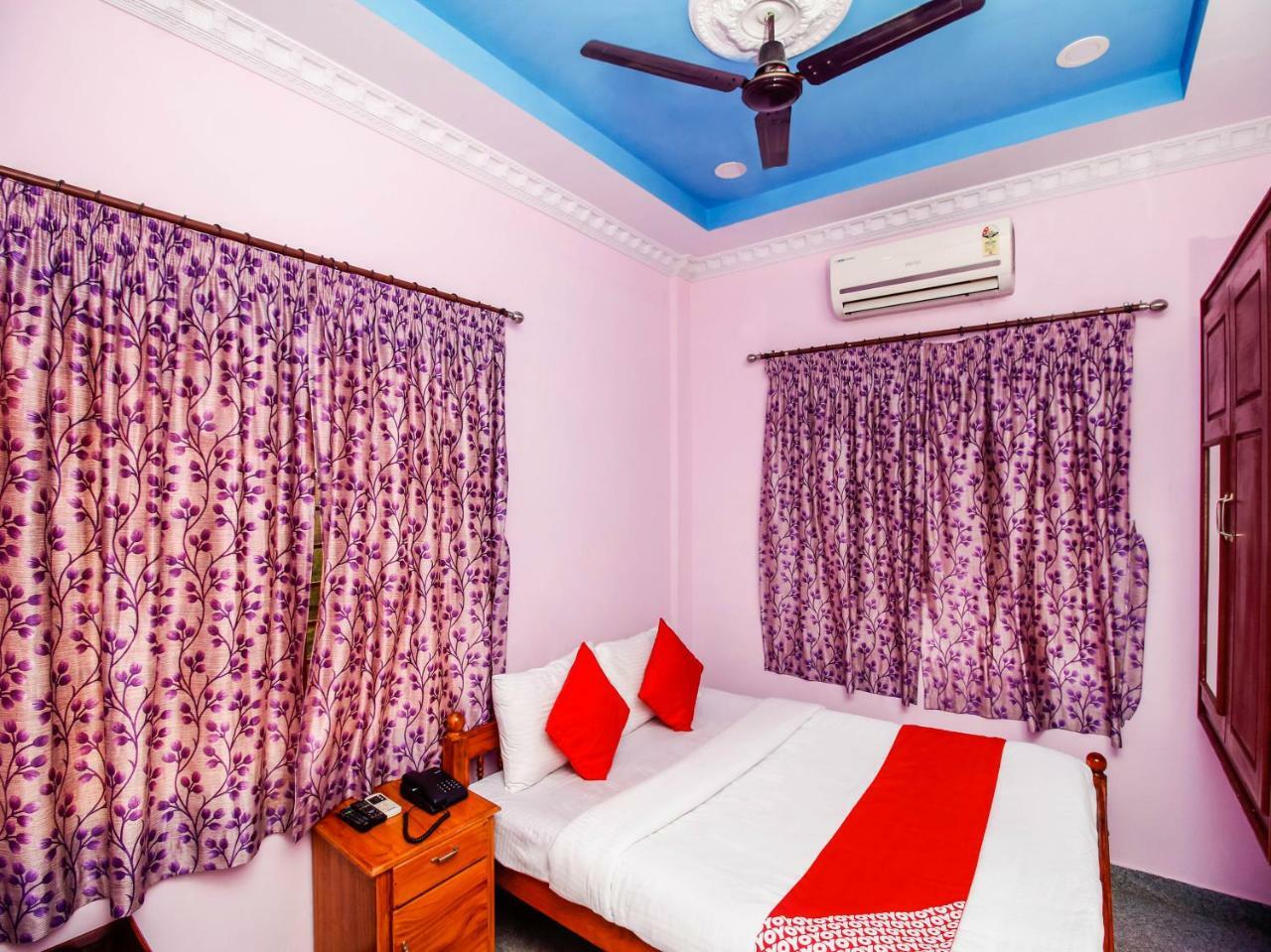 Oyo 24967 The Grand Diamond Hotel