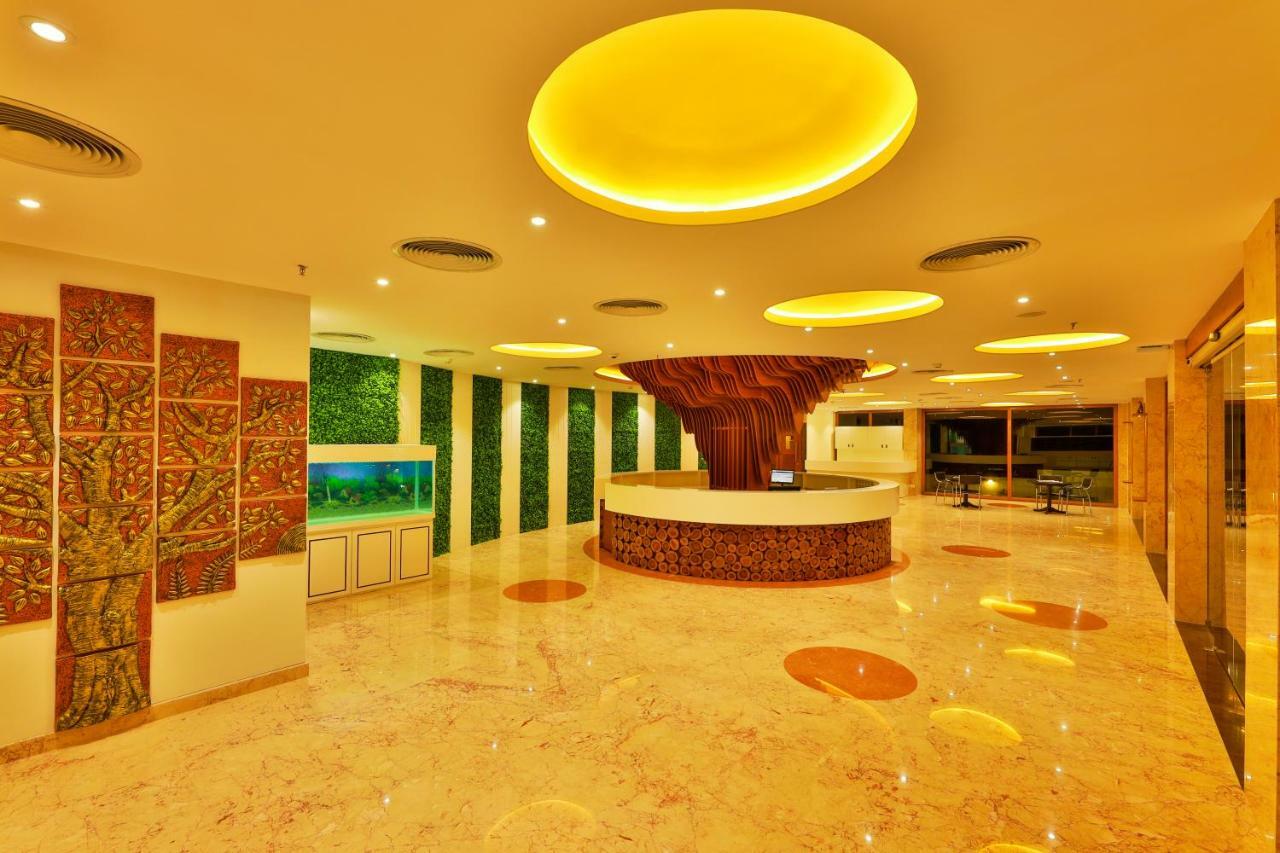 Annai & Hotel